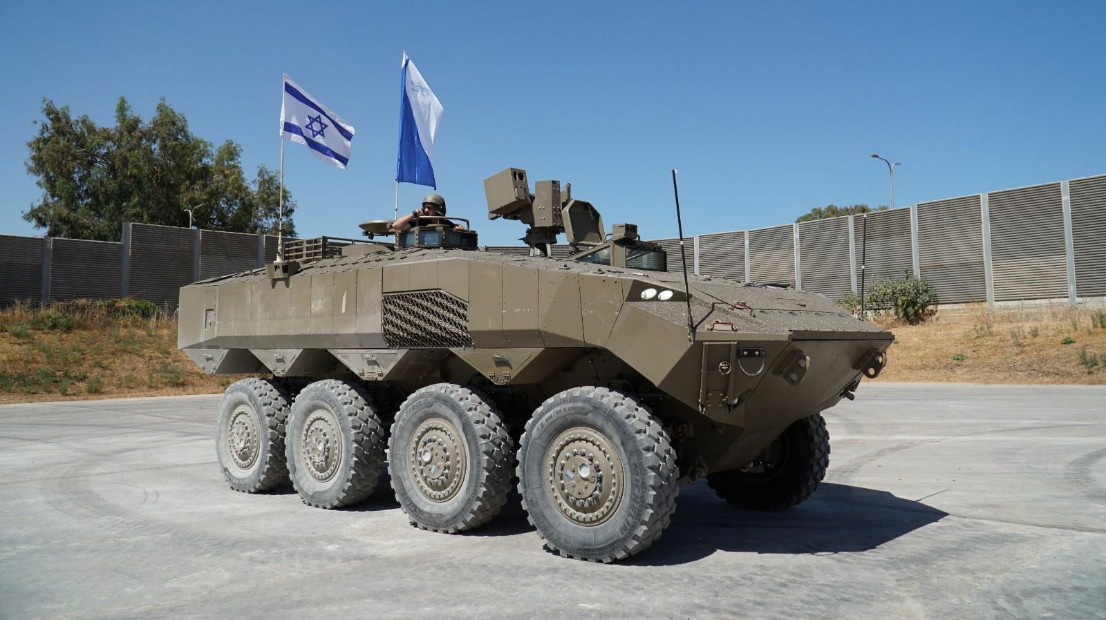 Israel Says 'Iron Fist' Active Protection System Completed Successful Test (Video)