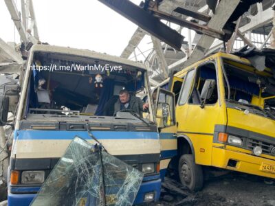 Ukrainian Shelled Volnovakha In DPR With US-Made HIMARS MLRS, Killed Civilian (Photos)