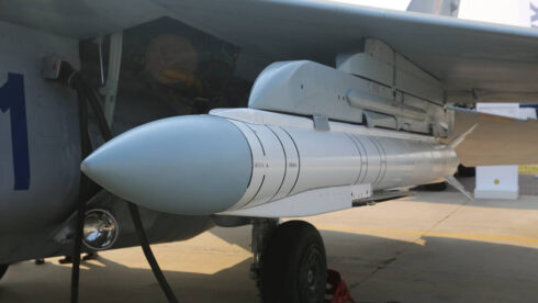 Mysterious Russian Guided Glide Bomb Hit Target From Record 100 Kilometers