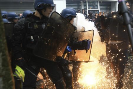 In Video: 'New French Revolution' Marked By Violent Escalation