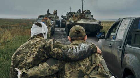 In Video 18+: Ukrainians Abandon Their Comrades On Battlefields