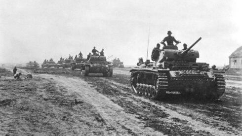 80 Years Ago - The Battle Of Kursk: Largest Tank Battle In History