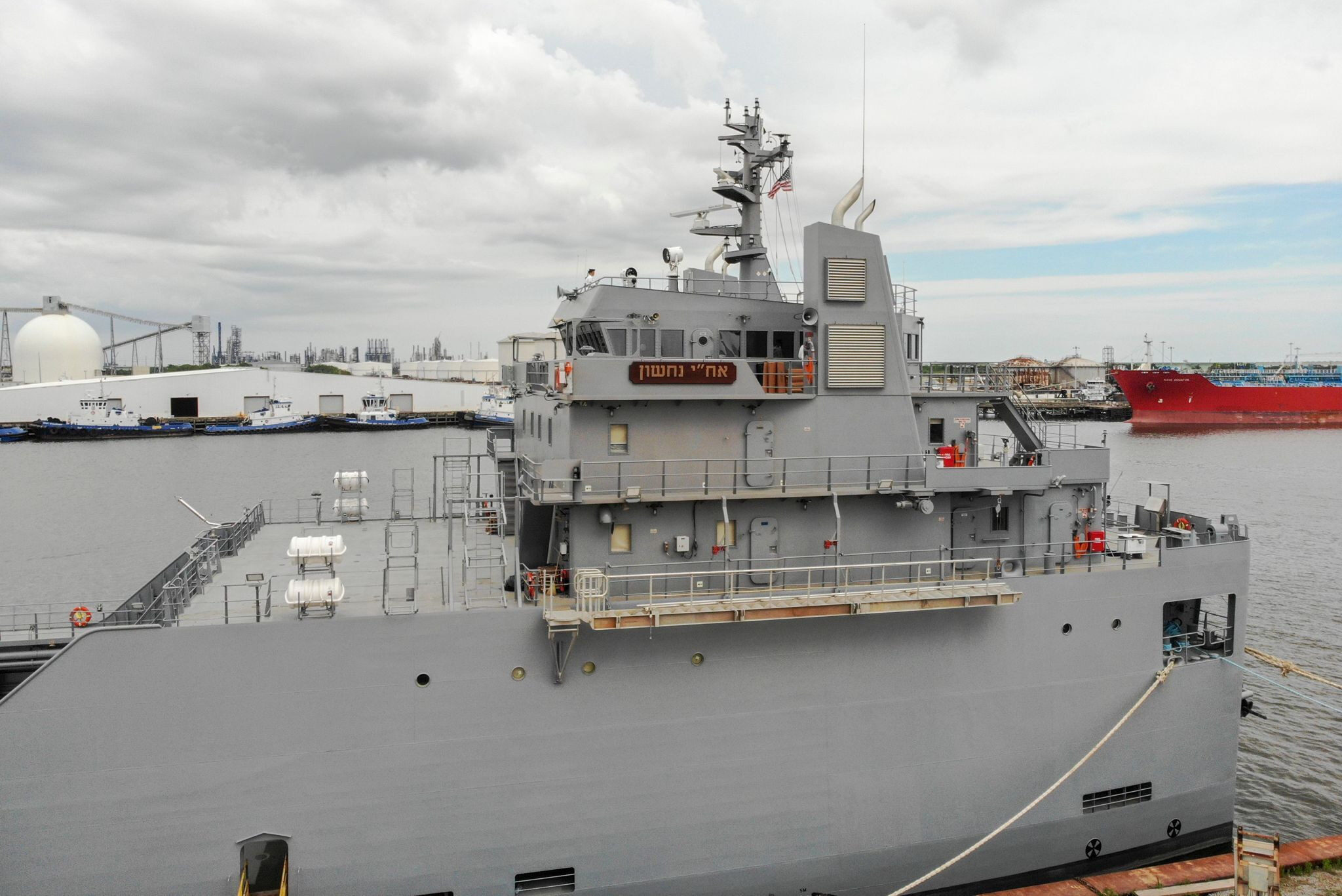 Israeli Navy Receives First U.S.-Built Landing Ship (Photos)