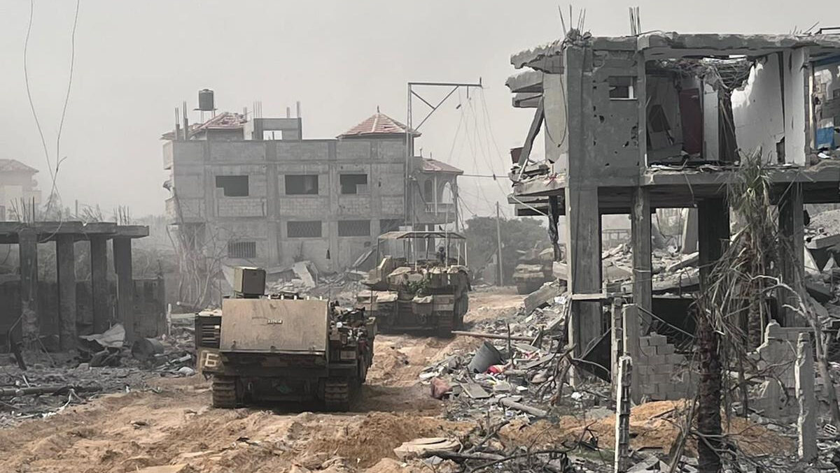 Israeli Army Admits Losing Nine Soldiers, APC & Tank As Battle In Gaza Intensifies (Videos)