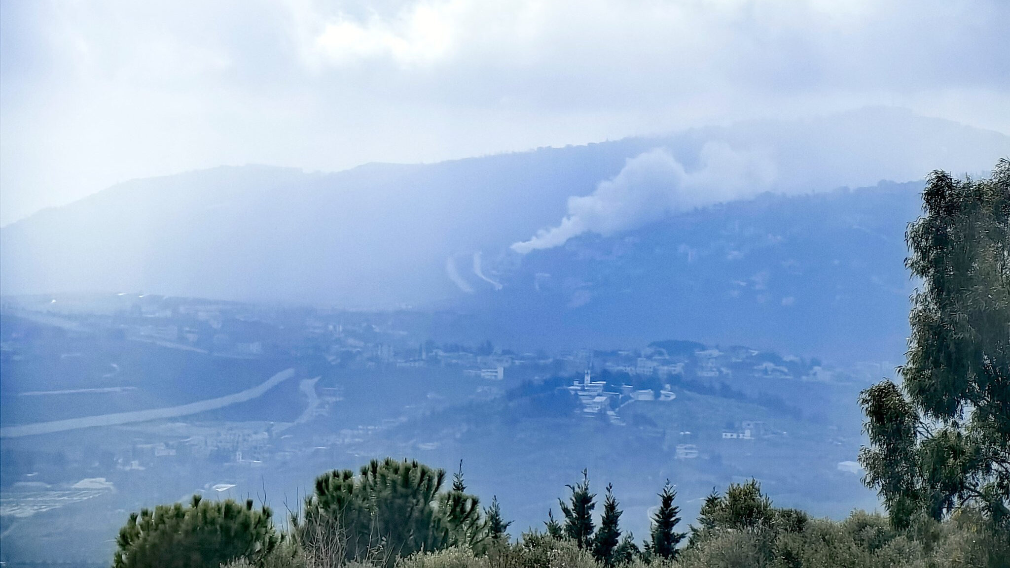 Israeli Army Strikes Southern Lebanon Following Attacks By Hezbollah (Videos)