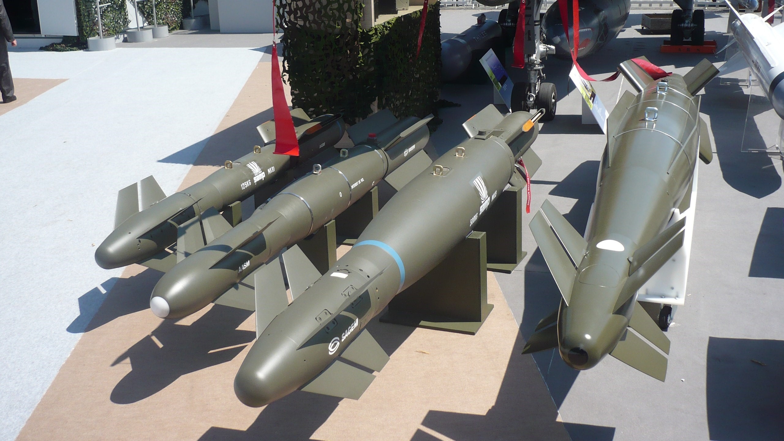 Russian Air Defenses Defeat Ukraine’s French-Made HAMMER Glide Bombs