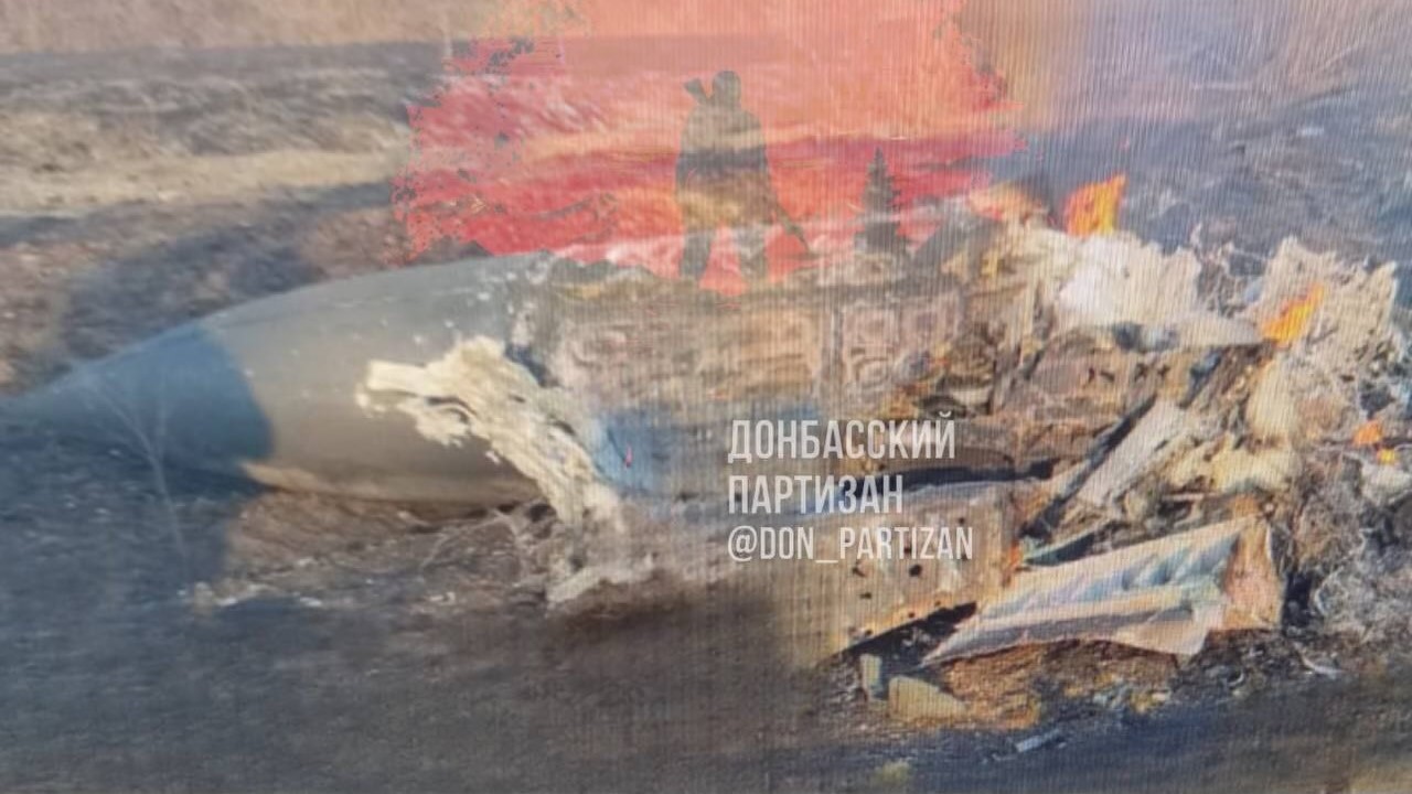 Ukrainian MiG-29 Fighter Jet Shot Down Over Donetsk (Video)