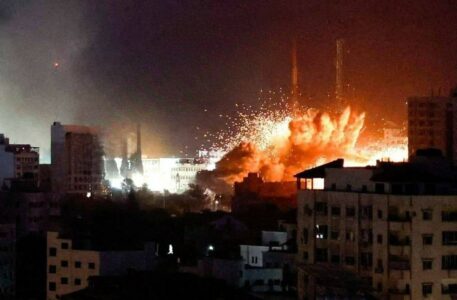 Israeli Warplanes Bombed Beirut