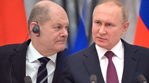 Scholz Desperately Tries To Prevent Germany From Being Seen As Open Enemy By Russia