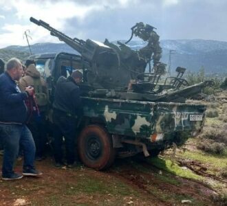 Syrian Forces Clash With Hezbollah-Linked Clans On Border With Lebanon (Videos)