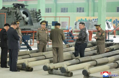 North Korean Leader Visits ‘Important’ Tank Factory (Photos)