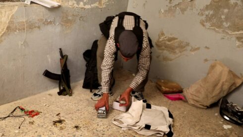 Syrian Security Forces Clash With ISIS Cells In Aleppo (Photos)