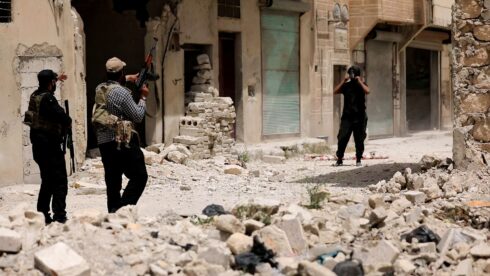 Syrian Security Forces Clash With ISIS Cells In Aleppo (Photos)