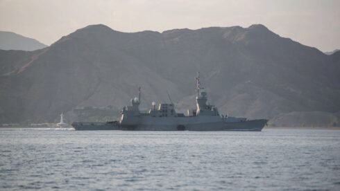 Israeli Warships Attack Yemeni Port, Houthis Hit Back Fast (Video)