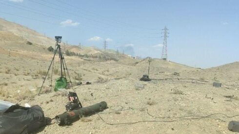 Iranian Security Forces Are Hunting Down Mossad Operatives (Videos)