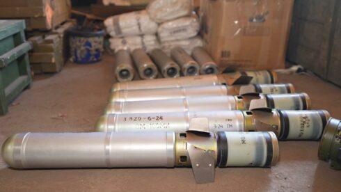Russian Troops Are Now Arming FPV Drones With Powerful Thermobaric Munitions (Video)