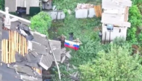 Ukrainian Defense Crumbling Near Dnepropetrovsk Border