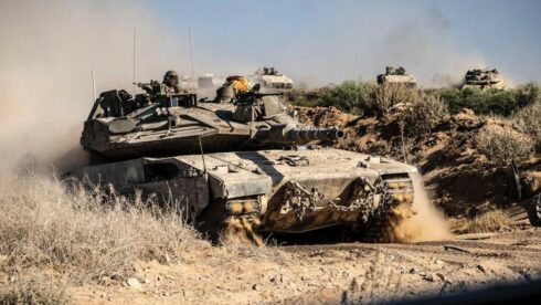 Israeli Troops Storm Gaza City Following Destructive Strikes (Videos)